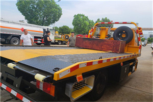 洛川附近拖车电话号码服务